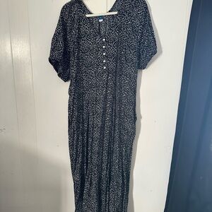 Black floral print maxi dress